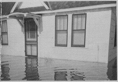 1949_Arvie_Blanton_old_house_front_view.jpg