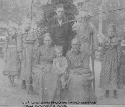 Walden_Family_1901-2.jpg