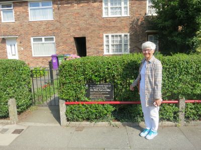 Paul McCartney Home
